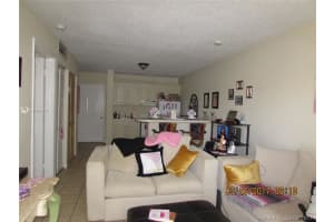 8240 SW 210th St, Cutler Bay, FL 33189, Sold 05/19/17