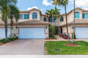 5055 Madison Lakes Cir W, Davie, FL 33328, Sold 05/16/17