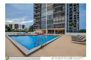 3375 N Country Club Dr, Miami, FL 33180, Sold 05/16/17