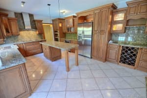 10293 SW 55th Ln, Cooper City, FL 33328, Sold 06/06/17