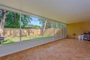 15815 Kingsmoor Way, Hialeah, FL 33014, Sold 06/30/17