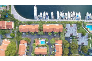 21135 Helmsman Dr APT O12, Aventura, FL 33180, Sold 11/10/17