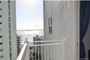 185 SE 14th Terrace, Miami, FL 33131, Sold 07/25/17