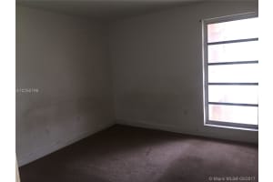 9477 SW 76th St APT O6, Miami, FL 33173, Sold 09/27/17