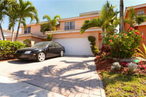 4345 NW 71st Ter, Lauderhill, FL 33319, Sold 05/10/17