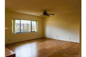 5046 S University Dr, Davie, FL 33328, Sold 08/11/17