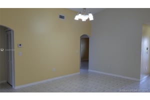 15856 SW 85th St, Miami, FL 33193, Sold 08/25/17