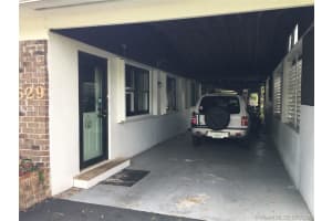 529 NW 10th St, Dania Beach, FL 33004, Sold 11/01/17