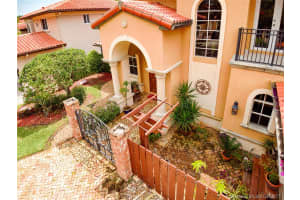 8102 NW 158th Terrace, Miami Lakes, FL 33016, Sold 06/23/17