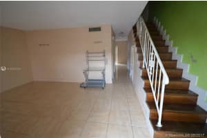 6675 SW 41st Pl, Davie, FL 33314, Sold 05/31/17