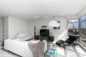 9800 W Bay Harbor Dr, Bay Harbor Islands, FL 33154, Sold 11/22/17