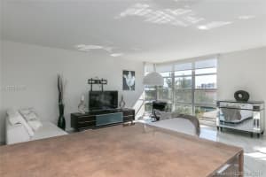 9800 W Bay Harbor Dr, Bay Harbor Islands, FL 33154, Sold 11/22/17