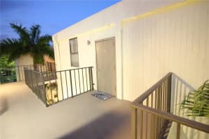20291 NE 30th Ave PH 04, Aventura, FL 33180, Sold 06/30/17