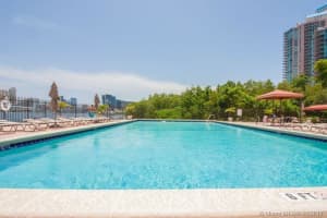 3440 NE 192 St, Miami, FL 33180, Sold 07/31/17
