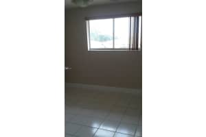 7785 W 30th Ct, Hialeah, FL 33018, Sold 06/16/17