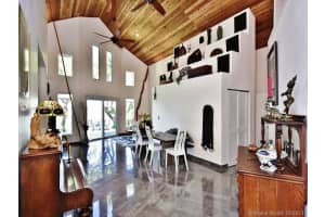 7810 Miami View Dr, North Bay Village, FL 33141, Sold 01/18/18