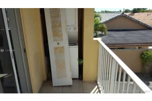 2710 W 76th St, Hialeah, FL 33016, Sold 06/02/17