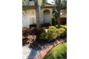 9946 NW 32nd St, Doral, FL 33172, Sold 08/22/17