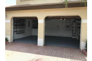 9946 NW 32nd St, Doral, FL 33172, Sold 08/22/17