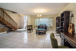 5052 S University Dr, Davie, FL 33328, Sold 05/24/17