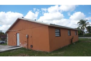 235 SW 16th Terrace, Homestead, FL 33030, Sold 07/03/17