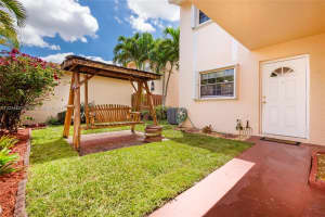 10726 SW 147th Pl, Miami, FL 33196, Sold 05/31/17