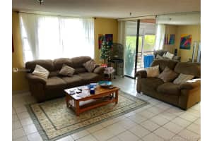 661 NE 195th St, Miami, FL 33179, Sold 07/14/17