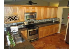 4311 NW 103rd Ave, Sunrise, FL 33351, Sold 05/17/17