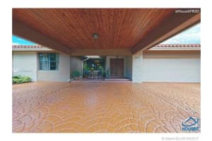 9729 NW 27th Terrace, Doral, FL 33172, Sold 05/26/17