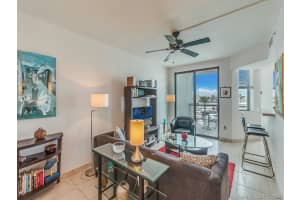 110 Washington Ave, Miami Beach, FL 33139, Sold 09/18/17