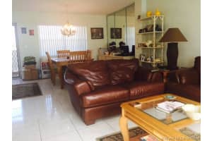 220 Kings Point Dr # 110, Sunny Isles Beach, FL 33160, Sold 05/12/17