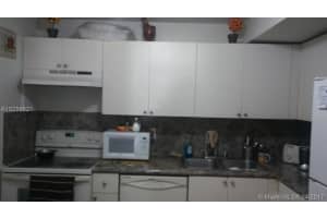 4255 N University Dr, Sunrise, FL 33351, Sold 08/21/17