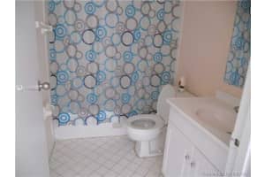 8657 SW 5th St, Pembroke Pines, FL 33025, Sold 05/24/17
