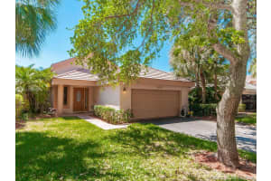 9820 NW 18th Manor, Plantation, FL 33322, Sold 12/01/17