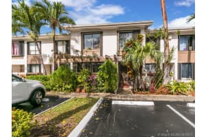 16476 NE 27th Ave, North Miami Beach, FL 33160, Sold 10/31/17