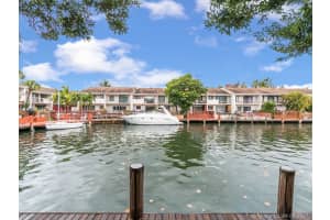 16476 NE 27th Ave, North Miami Beach, FL 33160, Sold 10/31/17