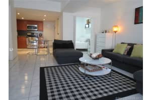 900 6th St, Miami Beach, FL 33139, Sold 01/31/18