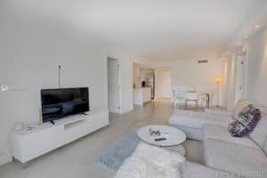 1665 Bay Rd, Miami Beach, FL 33139, Sold 07/28/17