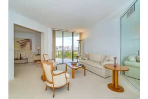 3610 Yacht Club Dr, Aventura, FL 33180, Sold 12/19/17