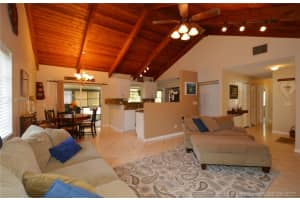 2262 Nova Village Dr, Davie, FL 33317, Sold 05/22/17