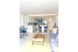 401 Ocean Dr, Miami Beach, FL 33139, Sold 05/25/17