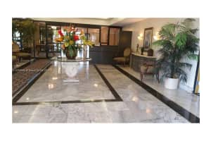 800 NE 195th St, Miami, FL 33179, Sold 10/02/17