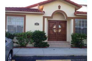 9044 NW 121st St, Hialeah Gardens, FL 33018, Sold 07/29/17