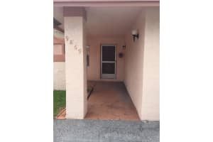 9869 Three Lakes Cir #6b, Boca Raton, FL 33428, Sold 06/19/17