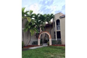 8621 SW 5th St, Pembroke Pines, FL 33025, Sold 06/29/17