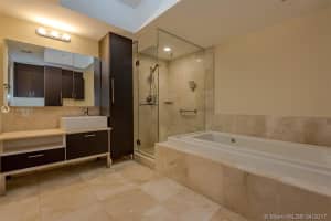 218 SE 14th Terrace #200, Miami, FL 33131, Sold 08/31/17