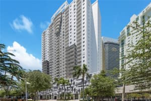 185 SE 14th Terrace, Miami, FL 33131, Sold 08/24/17