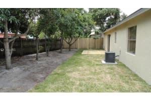 7281 Willow Spring Cir N, Boynton Beach, FL 33436, Sold 06/08/17
