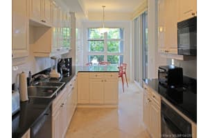 721 Crandon Blvd, Key Biscayne, FL 33149, Sold 06/07/17