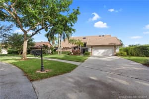 2435 NW 40th Cir, Boca Raton, FL 33431, Sold 12/01/17